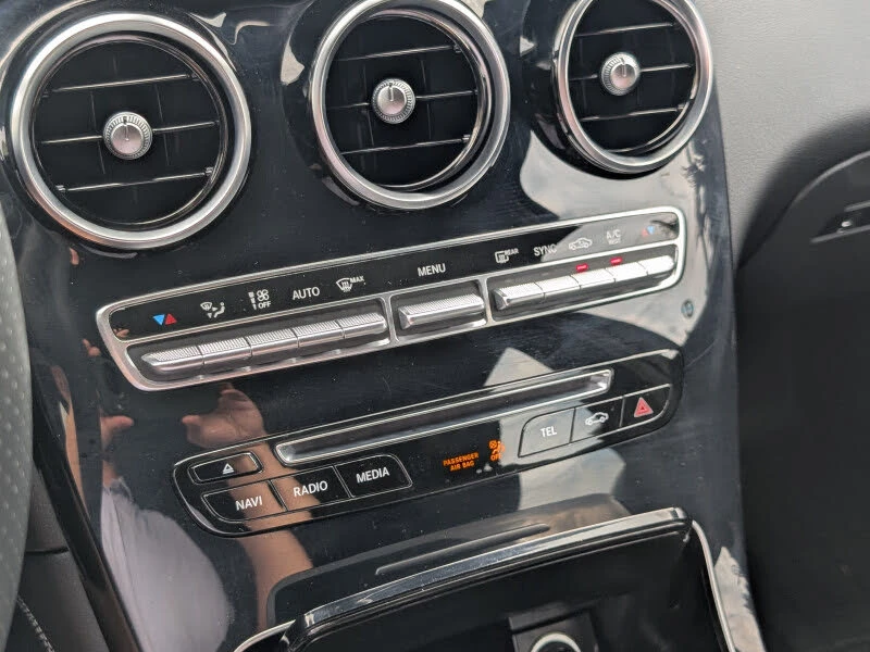 Mercedes-Benz GLC 300 4MATIC CAM* BLINDSPOT* KEYLESS* * PANO*  | Mobile.bg   11