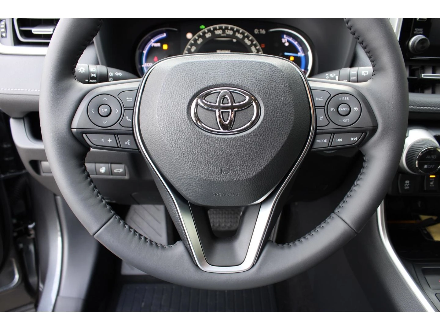 Toyota Rav4 * 2.5* 4X4* ТЕАМ D* HYBRID* NAVI* CARPLAY* LED* CA - изображение 9