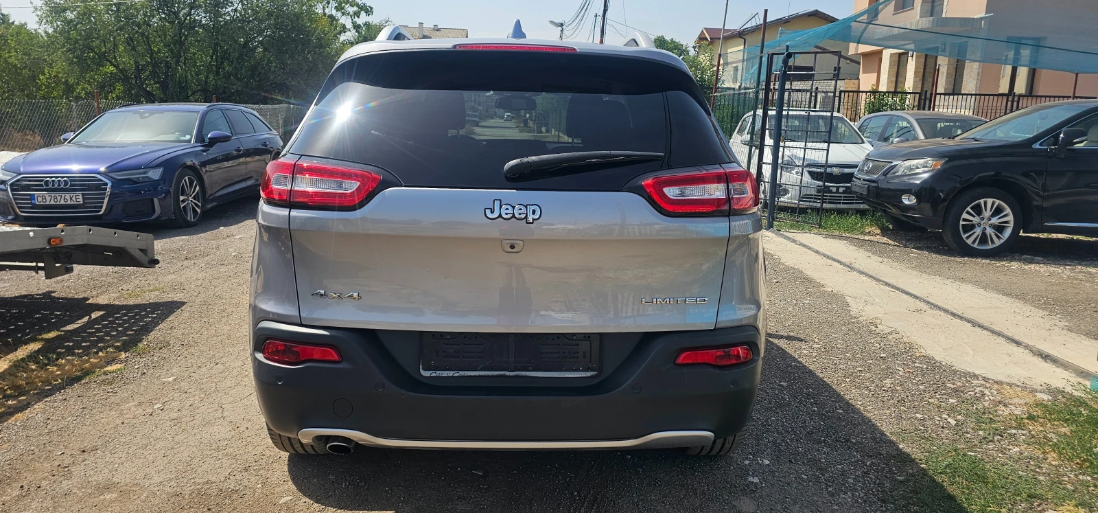 Jeep Cherokee 2.2 jtdm 4x4 FULL - изображение 7