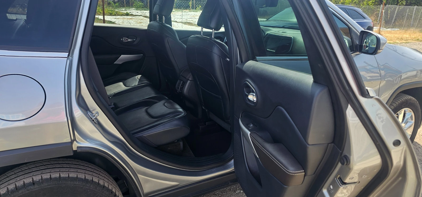 Jeep Cherokee 2.2 jtdm 4x4 FULL | Mobile.bg   17