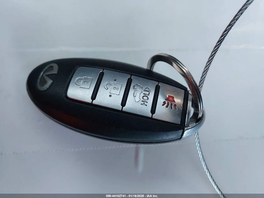 Infiniti QX56 5.6L V-8 DI, DOHC, VVT, 400HP 4X2 Drive - изображение 3