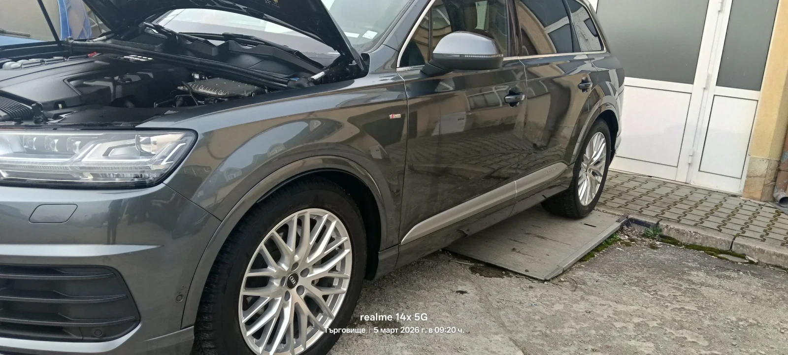 Audi Q7, снимка 8 - Автомобили и джипове - 53726702
