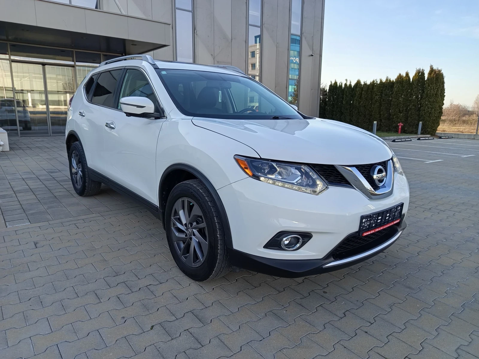Nissan Rogue 2.5 i 170kc.AWD 4x4 SL PREMIUM FULL , снимка 3 - Автомобили и джипове - 53815462