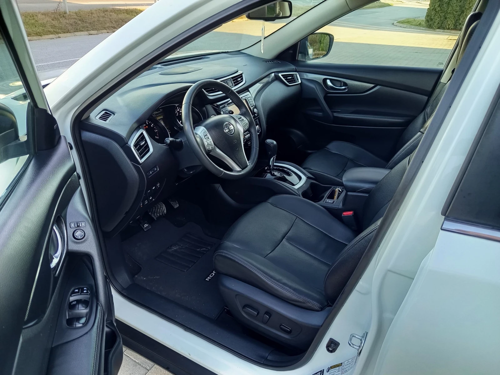 Nissan Rogue 2.5 i 170kc.AWD 4x4 SL PREMIUM FULL , снимка 8 - Автомобили и джипове - 53815462