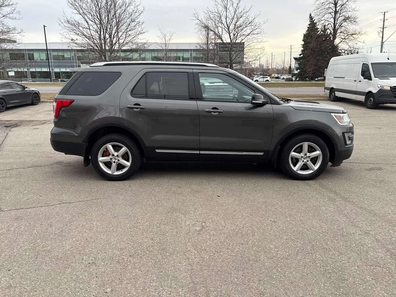 Ford Explorer * XLT* ПОДГРЕВ* КАМЕРА* ПАНОРАМА, снимка 3 - Автомобили и джипове - 53998134