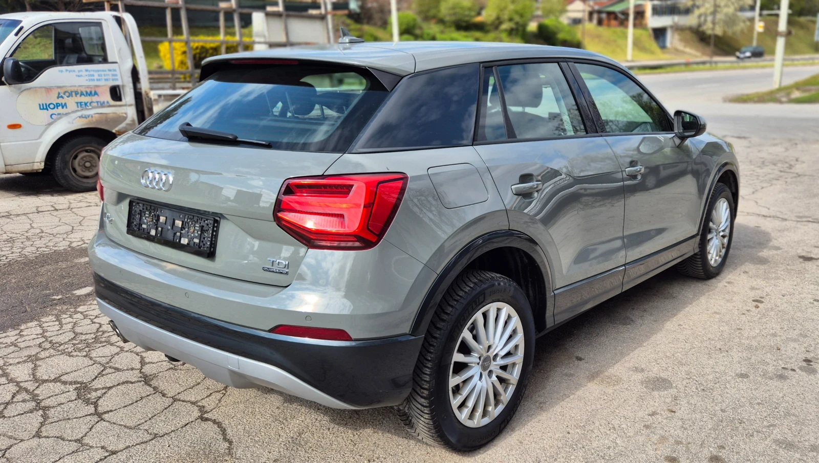 Audi Q2 2.0TDI* QUATTRO* S-TRONIC* NAVI* LED* B&O, снимка 3 - Автомобили и джипове - 54155403