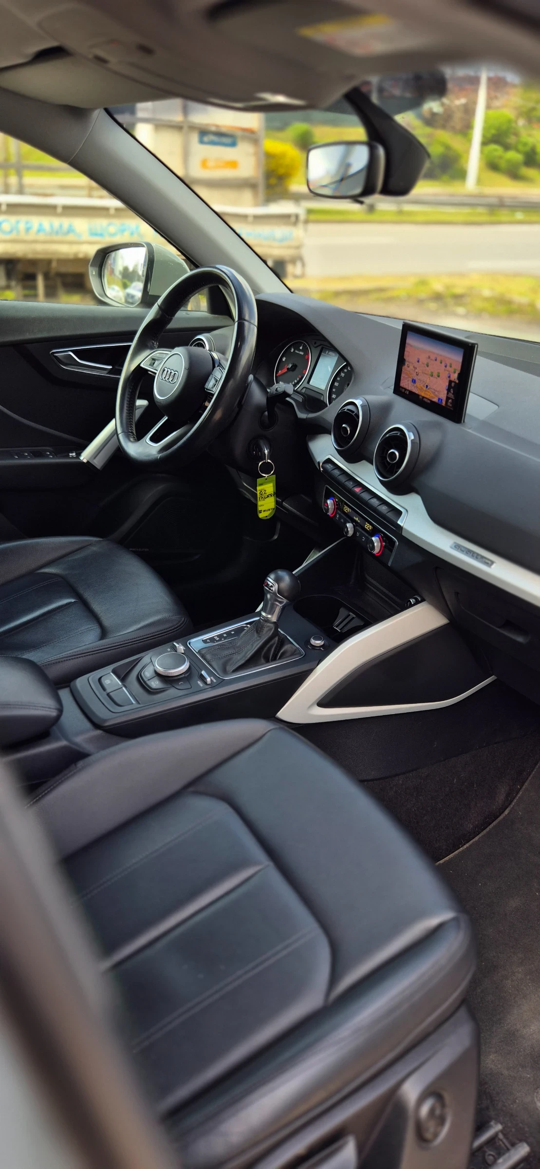 Audi Q2 2.0TDI* QUATTRO* S-TRONIC* NAVI* LED* B&O, снимка 13 - Автомобили и джипове - 54155403