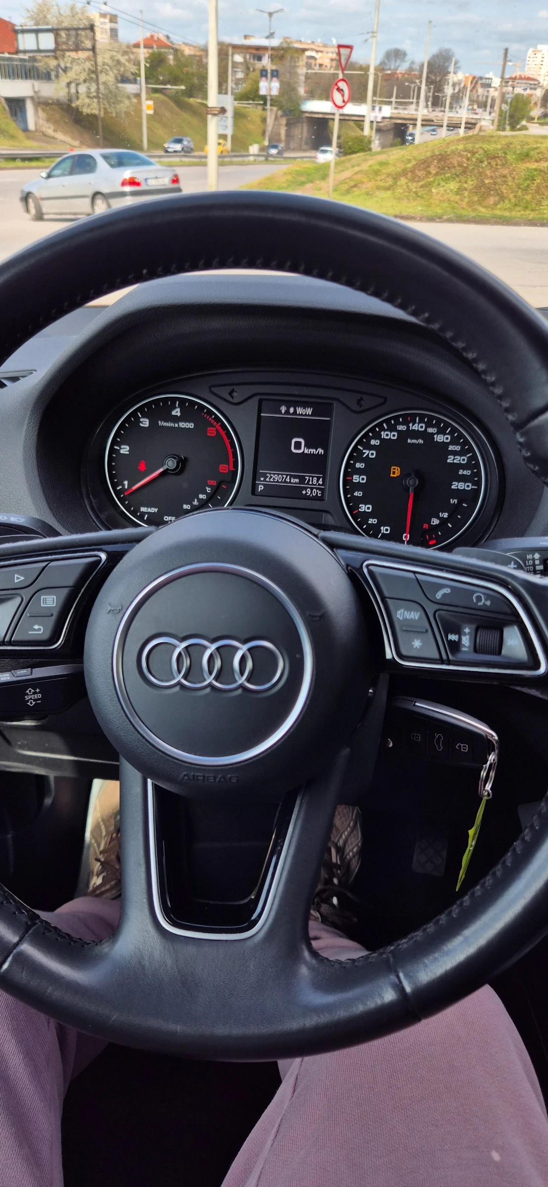 Audi Q2 2.0TDI* QUATTRO* S-TRONIC* NAVI* LED* B&O, снимка 9 - Автомобили и джипове - 54155403