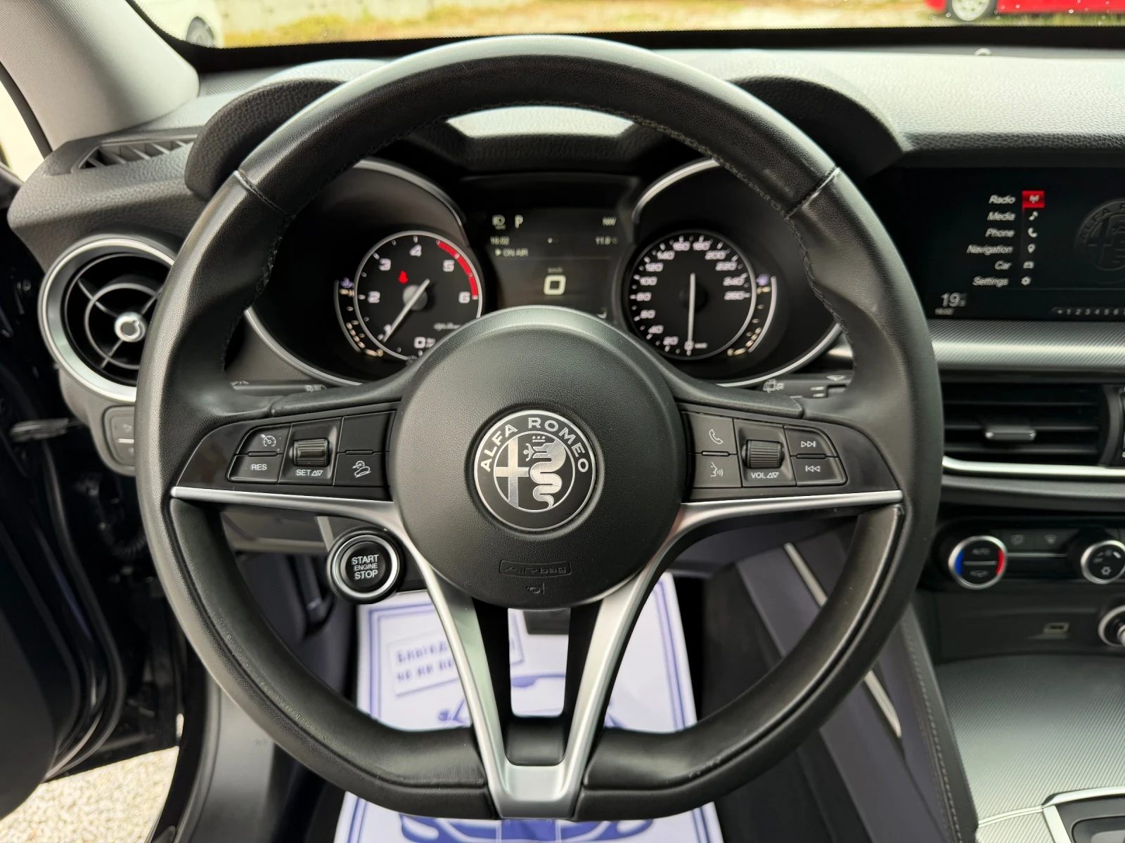 Alfa Romeo Stelvio Quadrifoglio* LED* 4x4* 2.2DIESEL* AUTOMATIC* TOP, снимка 14 - Автомобили и джипове - 54399187
