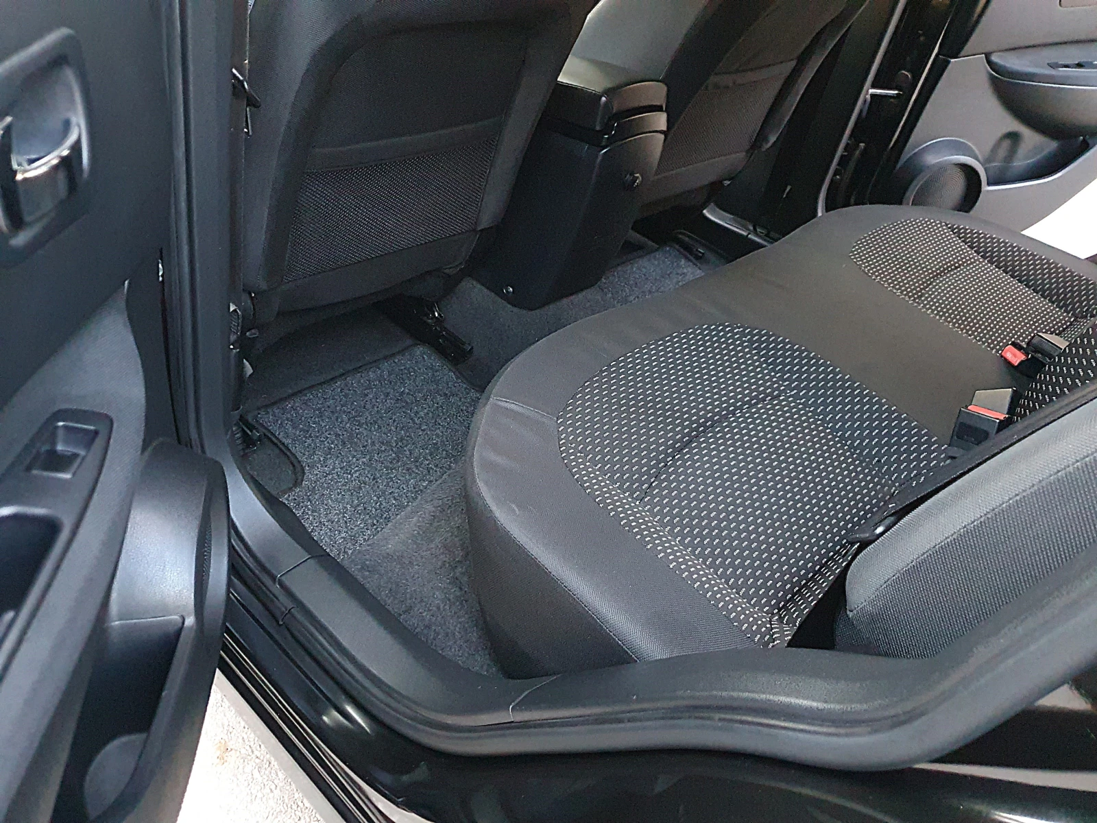 Nissan Qashqai 2.0dci-150k.s.-4x4-6��������! | Mobile.bg � ����������� 13