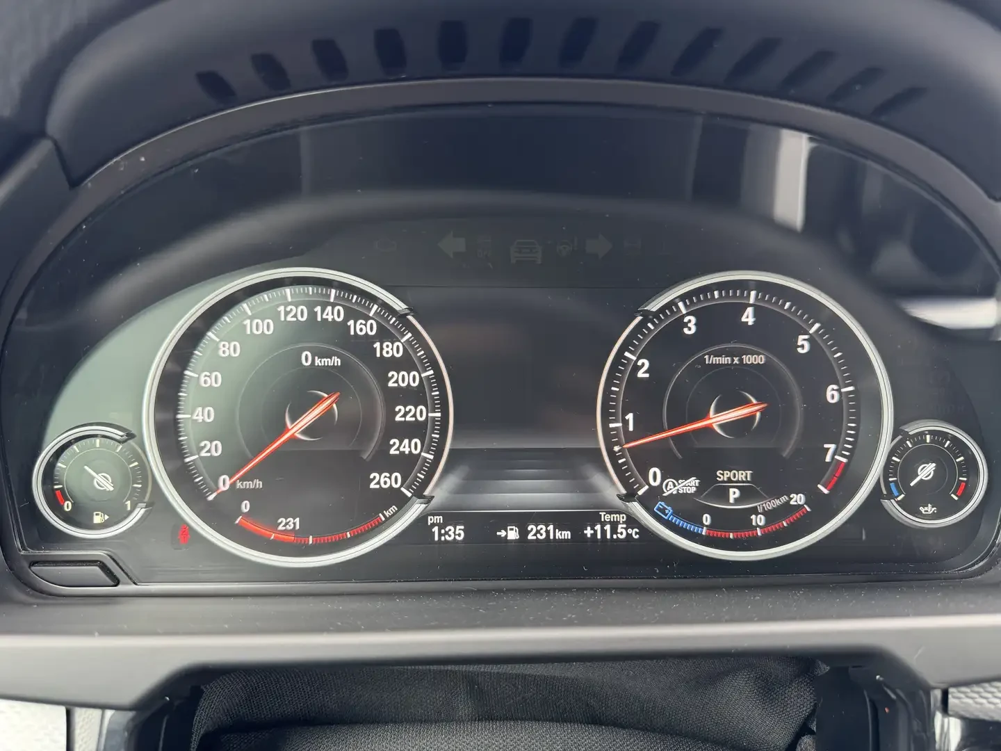 BMW X5 xDrive50i, снимка 12 - Автомобили и джипове - 54971800