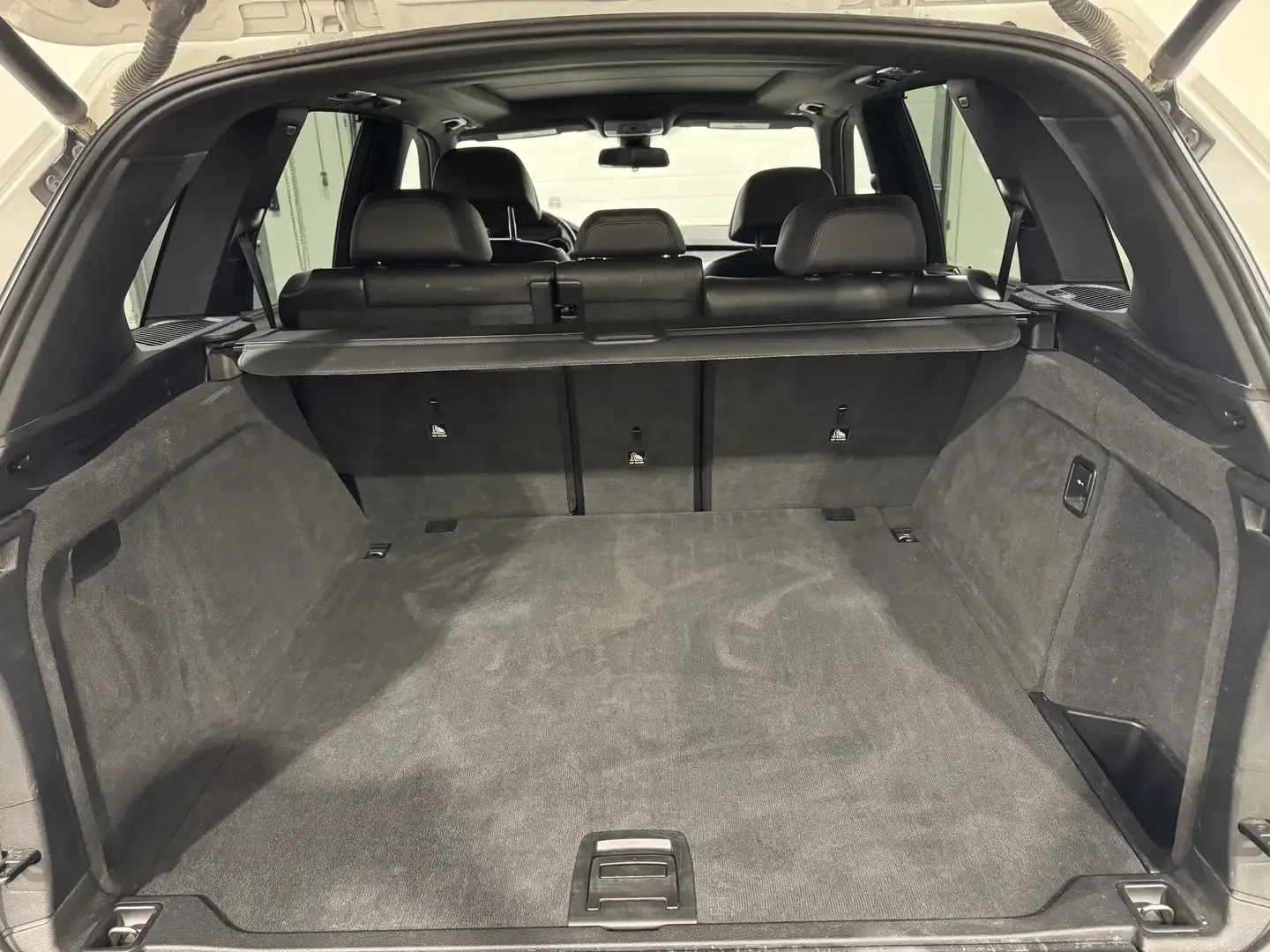 BMW X5 xDrive50i, снимка 17 - Автомобили и джипове - 54971800