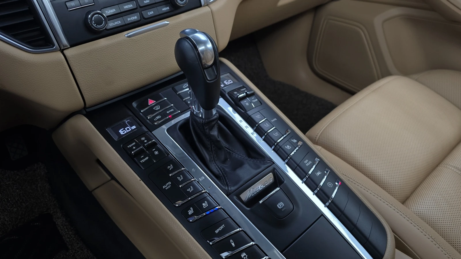 Porsche Macan 2.0 TFSI Turbo , снимка 8 - Автомобили и джипове - 55277308