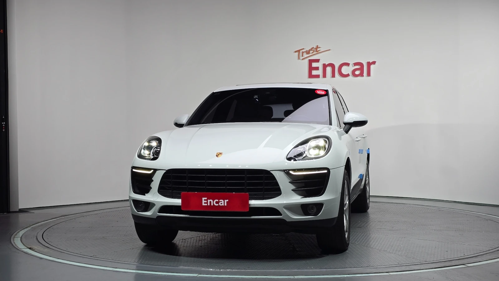 Porsche Macan 2.0 TFSI Turbo , снимка 3 - Автомобили и джипове - 55277308