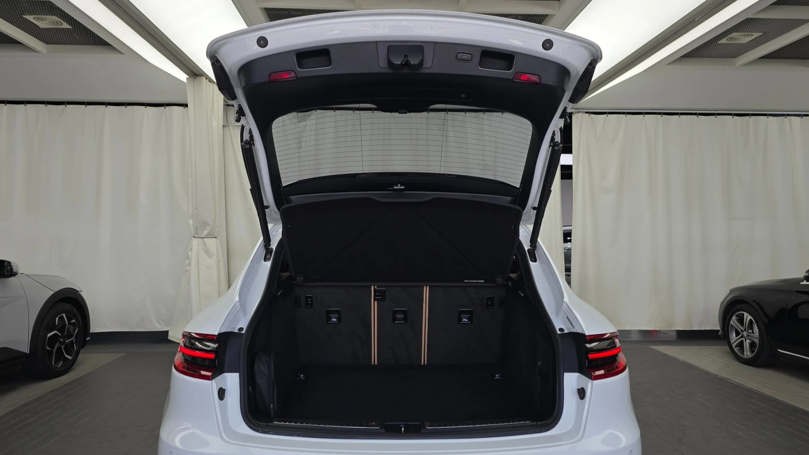 Porsche Macan 2.0 TFSI Turbo , снимка 15 - Автомобили и джипове - 55277308
