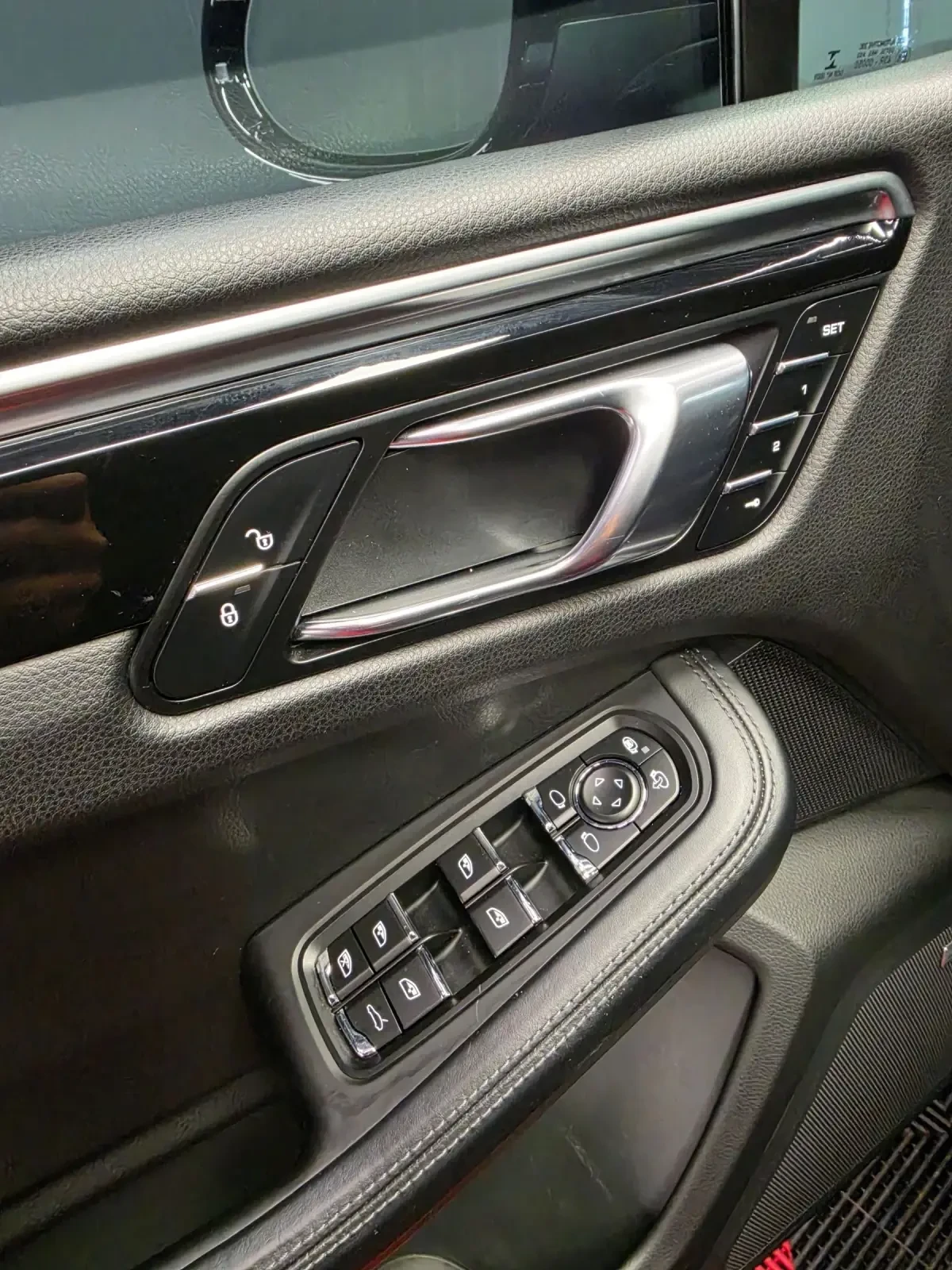 Porsche Macan S* 3.0-V6* DISTR* CAMERA* LINE ASI* NAVI* , снимка 12 - Автомобили и джипове - 55405795
