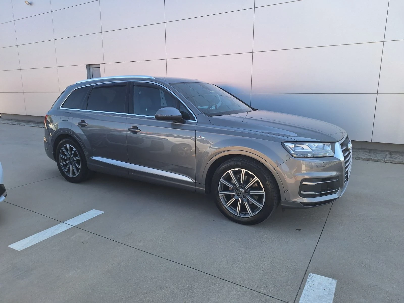 Audi Q7 3.0 TDI, снимка 2 - Автомобили и джипове - 55530975