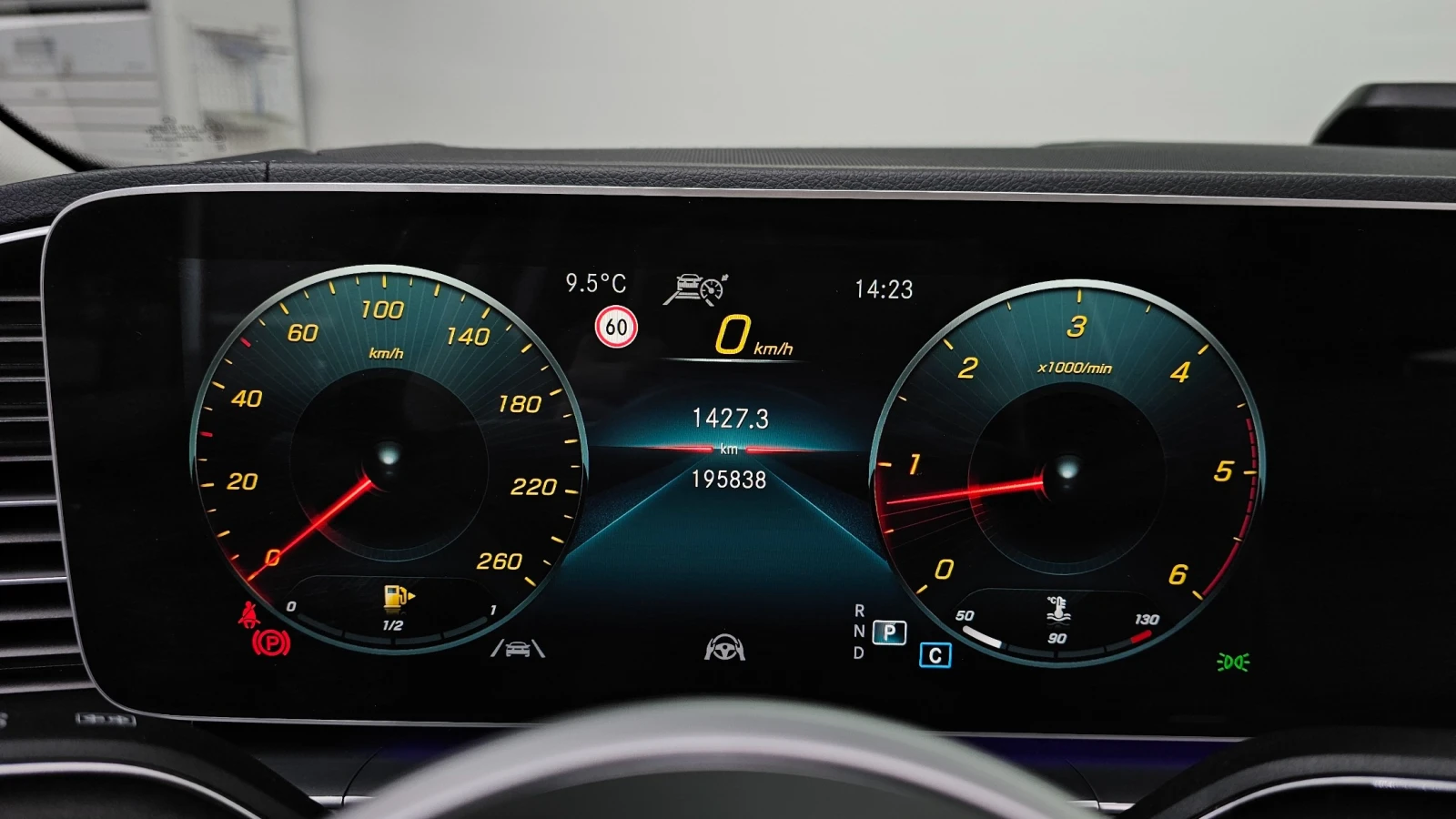 Mercedes-Benz GLS 400 d 4MATIC, снимка 8 - Автомобили и джипове - 55538507