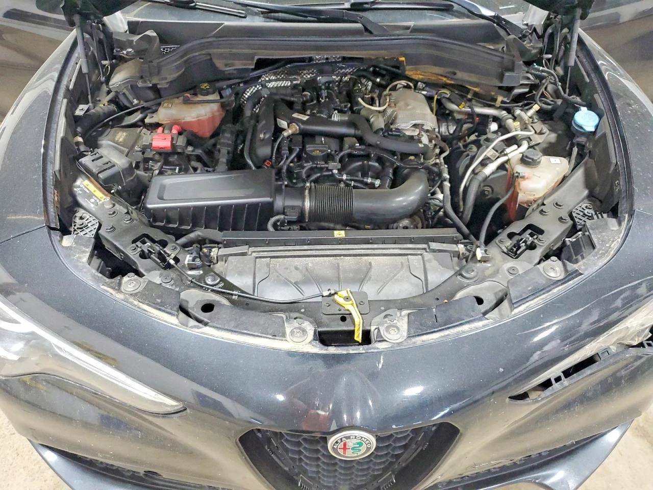 Alfa Romeo Stelvio 2.0l Ti Sport, снимка 12 - Автомобили и джипове - 55591559