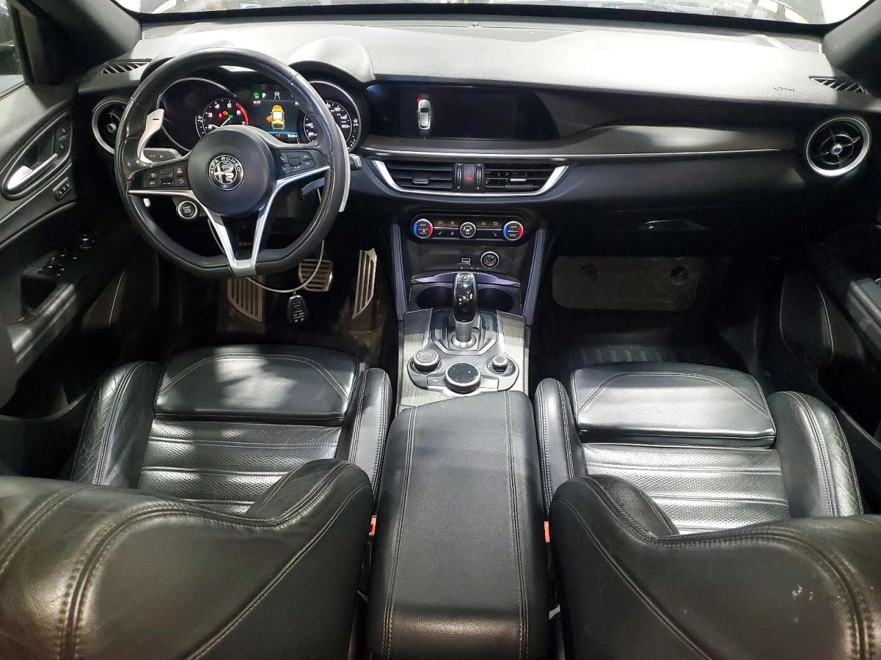 Alfa Romeo Stelvio 2.0l Ti Sport, снимка 8 - Автомобили и джипове - 55591559