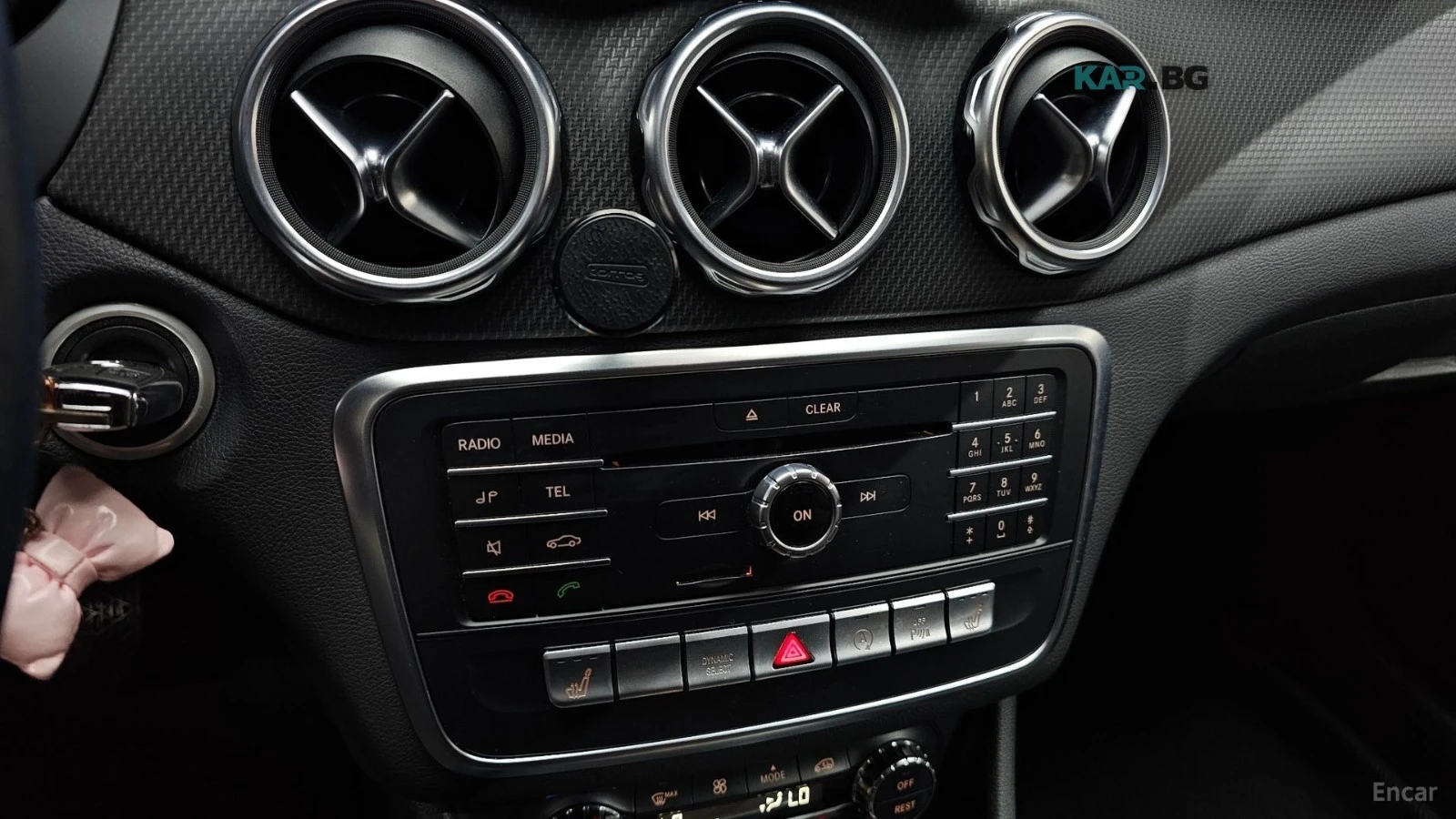 Mercedes-Benz GLA 220 КОЖА* ПОДГРЕВ* КАМЕРА* ПАМЕТ, снимка 15 - Автомобили и джипове - 55952497