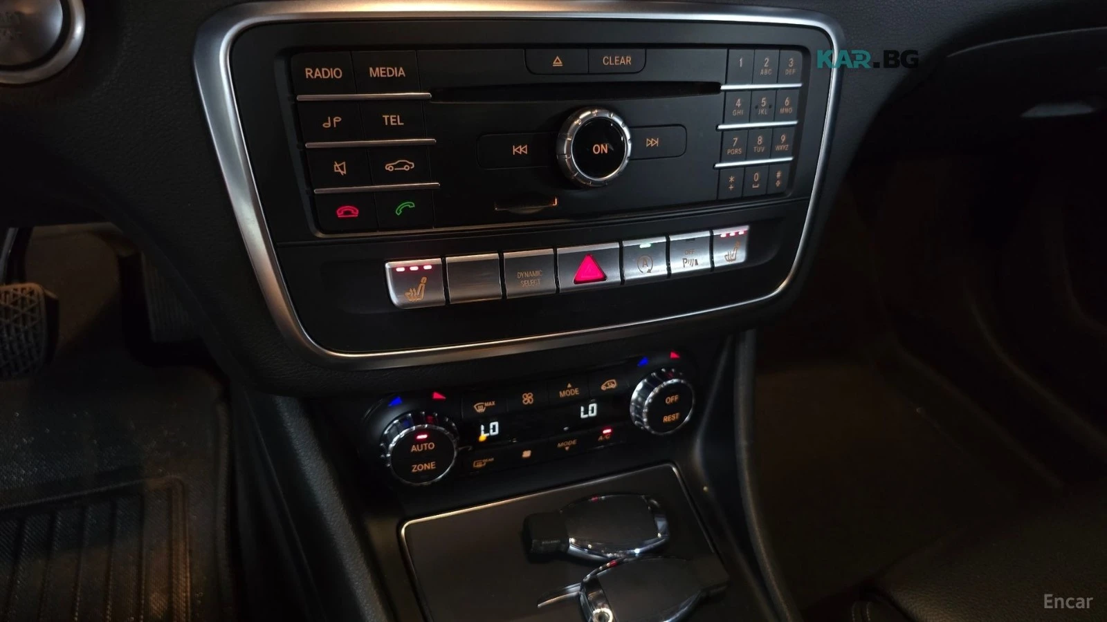 Mercedes-Benz GLA 220 КОЖА* ПОДГРЕВ* КАМЕРА* ПАМЕТ, снимка 16 - Автомобили и джипове - 55952497