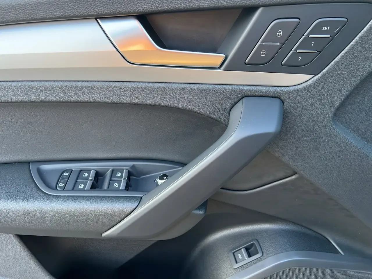 Audi Q5, снимка 15 - Автомобили и джипове - 56226701