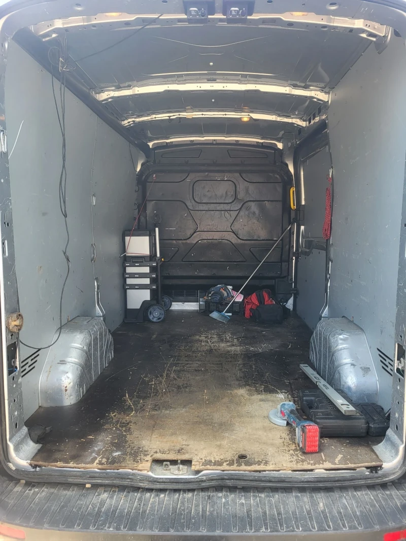 Ford Transit L2H2, снимка 8 - Бусове и автобуси - 51982011