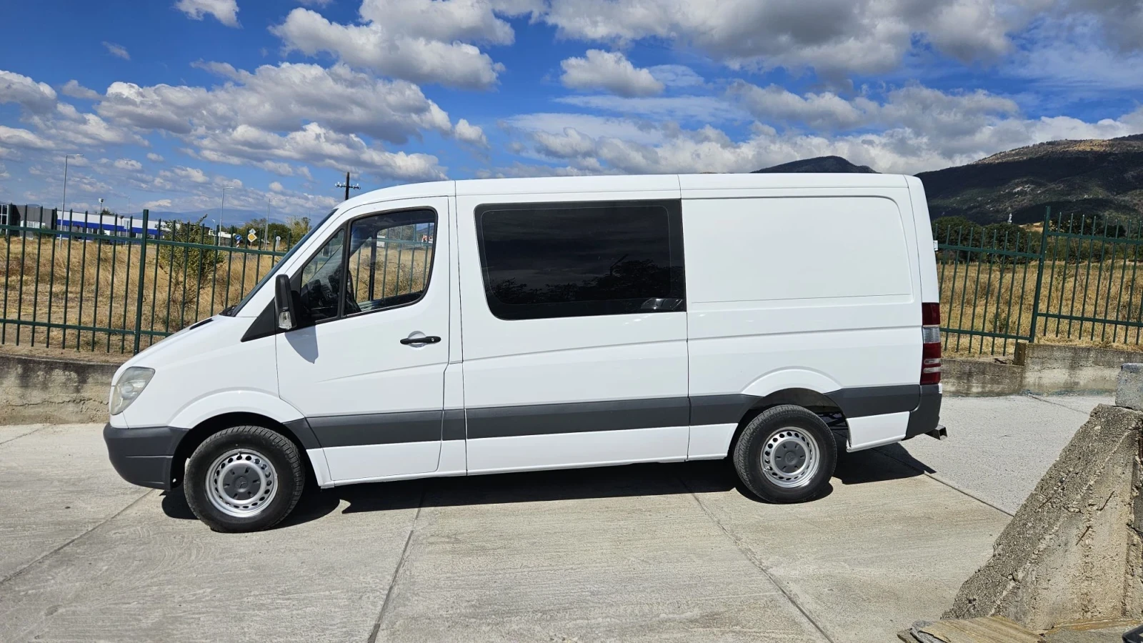 Mercedes-Benz Sprinter 7места, снимка 3 - Бусове и автобуси - 56254018