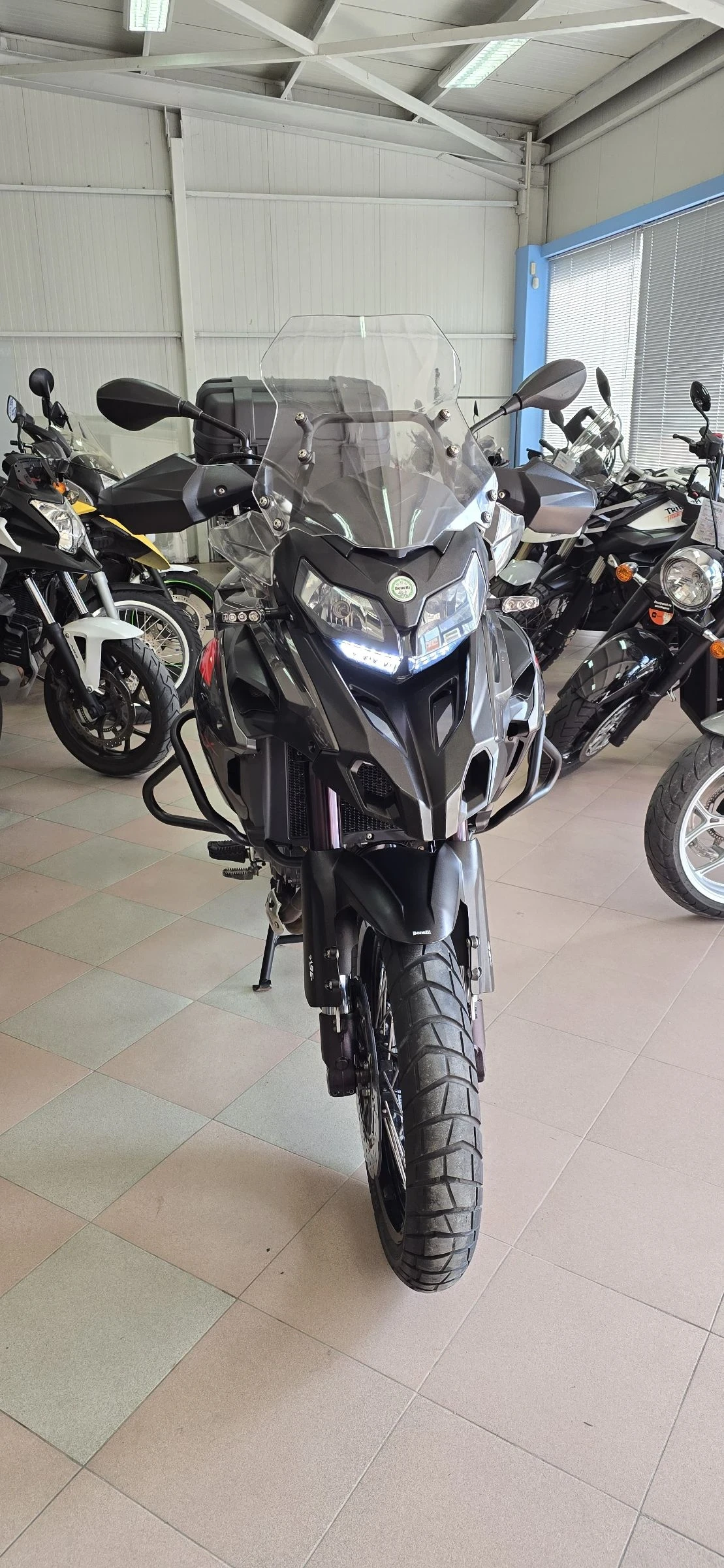 Benelli 500 TRK 502 X - ABS ! А2 Кат.Лизинг !, снимка 2 - Мотоциклети и мототехника - 54237491