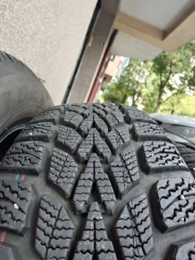 Гуми Зимни 175/65R14, снимка 3