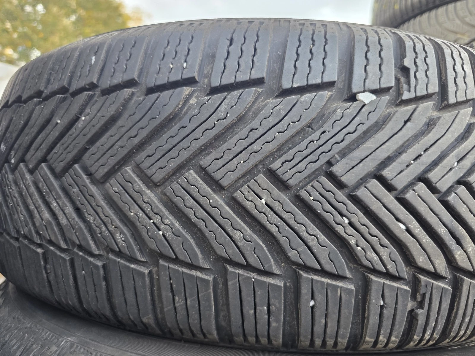 Гуми Зимни 215/65R16