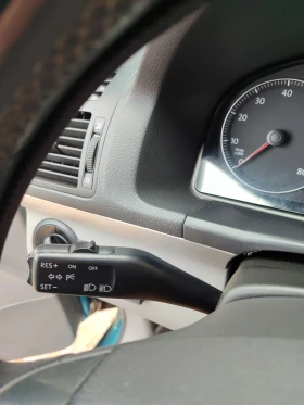 VW Touran - 3500 € / 6845.40 лв. - 58609357 10