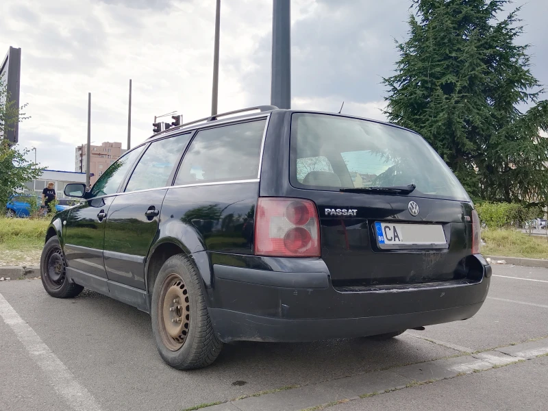 VW Passat, снимка 5 - Автомобили и джипове - 47186331