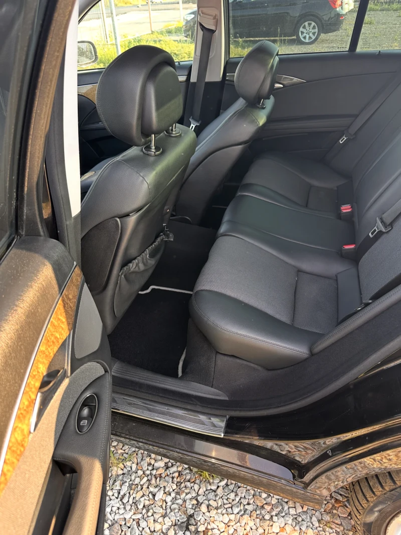 Mercedes-Benz E 320 CDI AIRMATIC , снимка 8 - Автомобили и джипове - 52669410