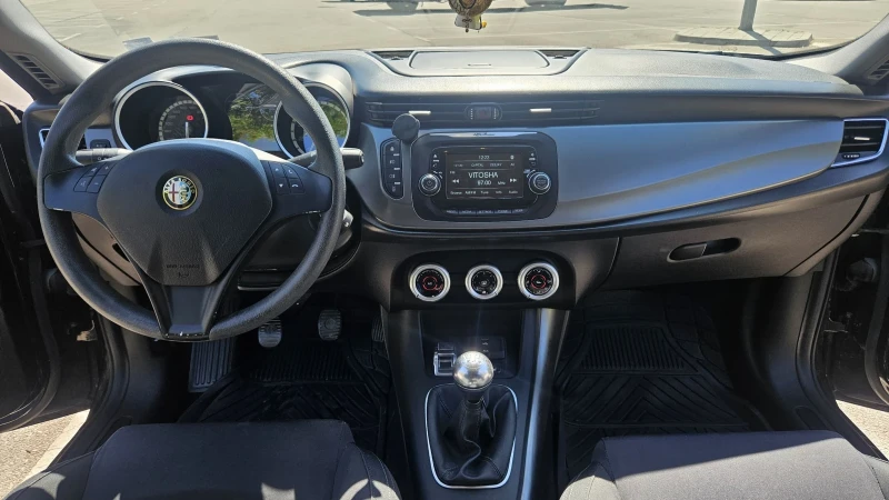 Alfa Romeo Giulietta Фабрична газ , снимка 7 - Автомобили и джипове - 52637136