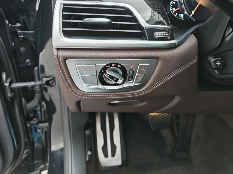 BMW 730 3.0 DIZEL  M-пакет, снимка 10 - Автомобили и джипове - 52013808