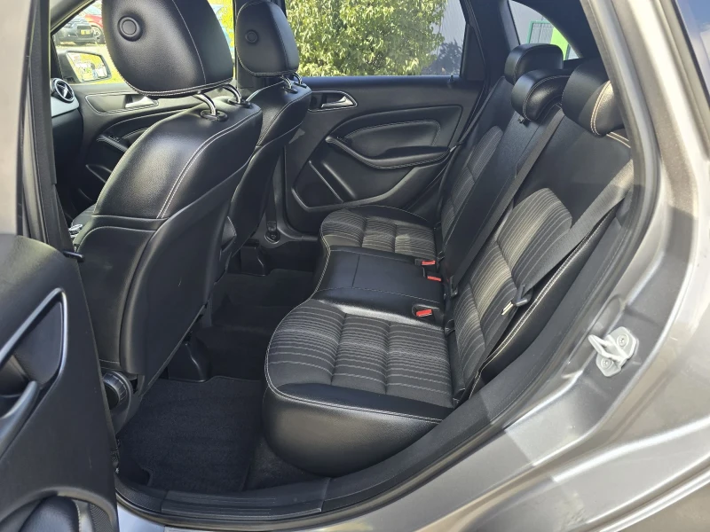 Mercedes-Benz B 180 B180/БЕНЗИН/ЛЕД/КОЖА/КАТО НОВА, снимка 12 - Автомобили и джипове - 52275390