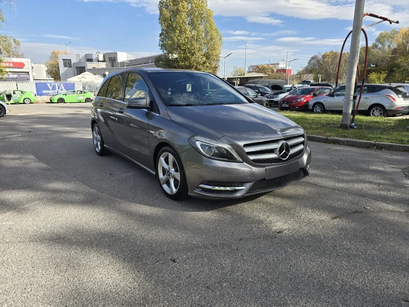 Mercedes-Benz B 180 B180/БЕНЗИН/ЛЕД/КОЖА/КАТО НОВА, снимка 3 - Автомобили и джипове - 52275390