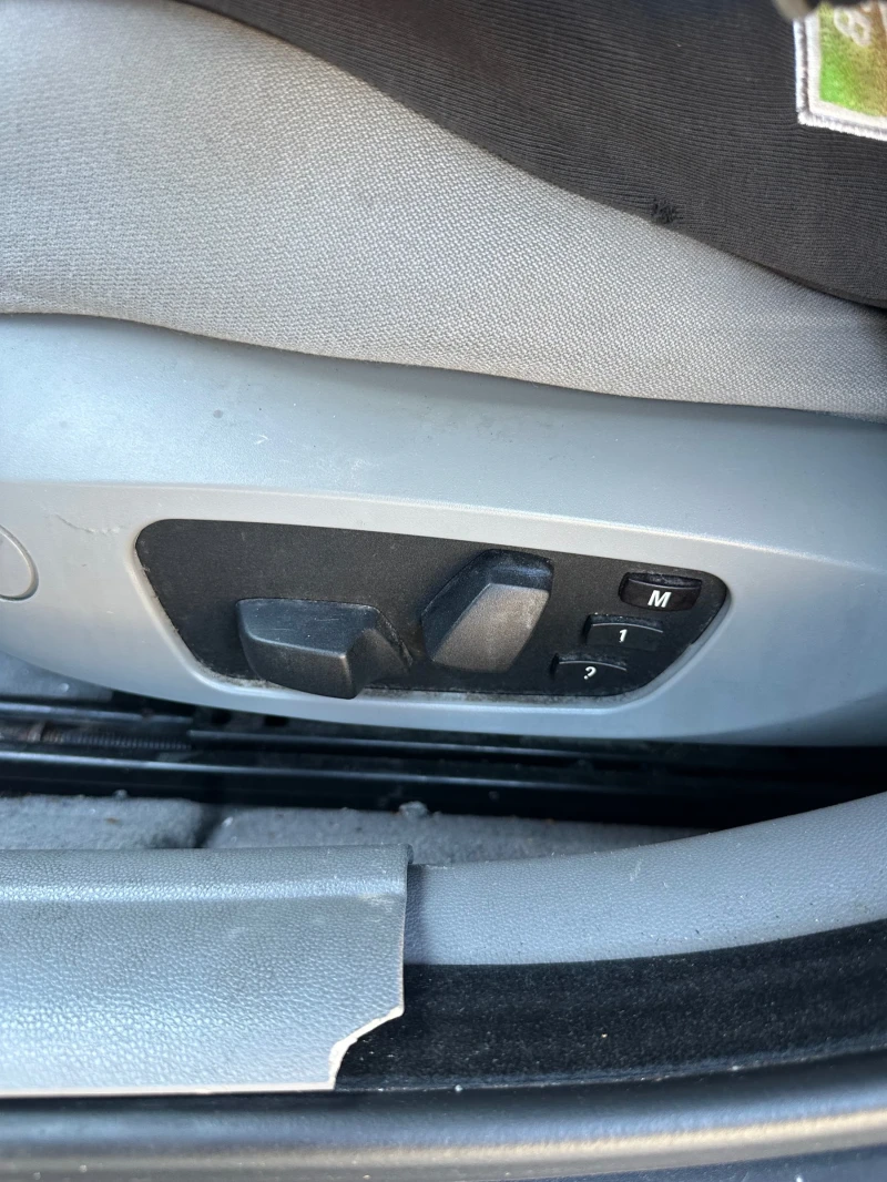 BMW 330 Е91, снимка 14 - Автомобили и джипове - 52525861