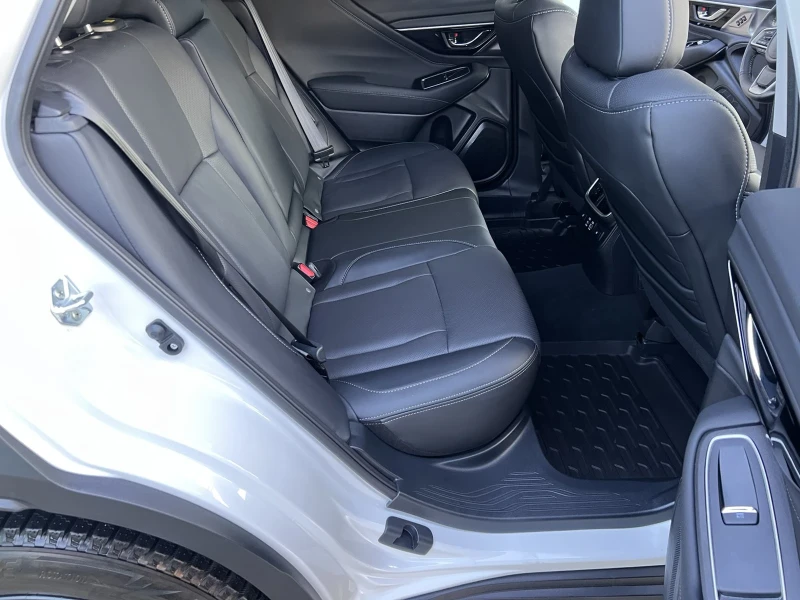 Subaru Outback, снимка 11 - Автомобили и джипове - 52795553