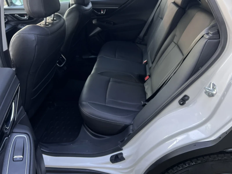 Subaru Outback, снимка 10 - Автомобили и джипове - 52795553