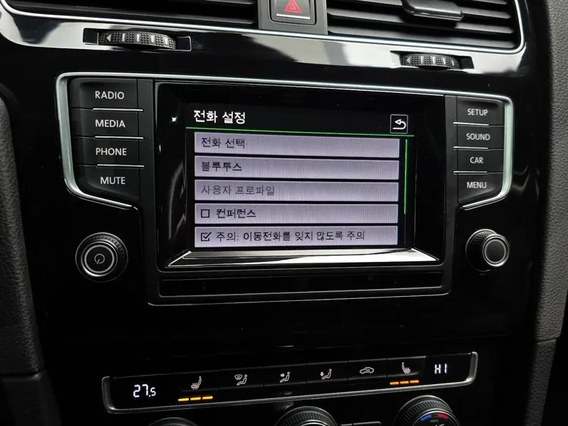 VW Golf 2.0 TDI, снимка 15 - Автомобили и джипове - 54302715