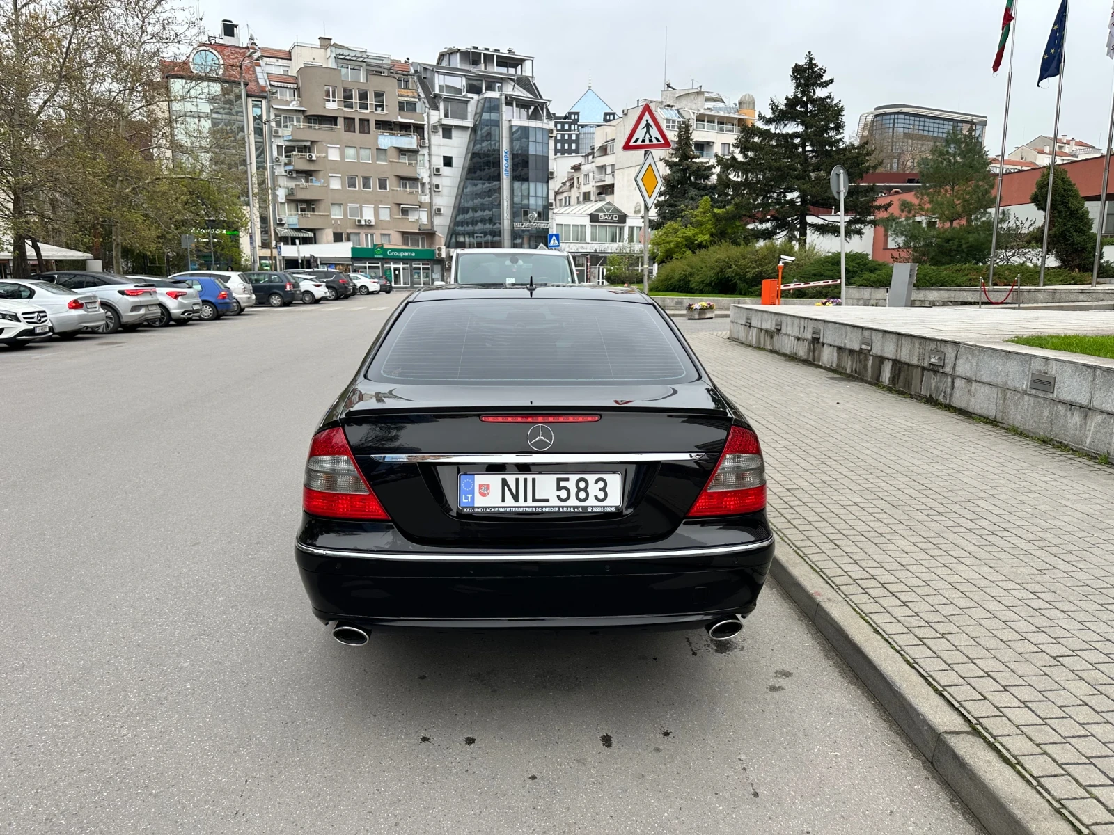 Mercedes-Benz E 320 CDI AIRMATIC  - изображение 5