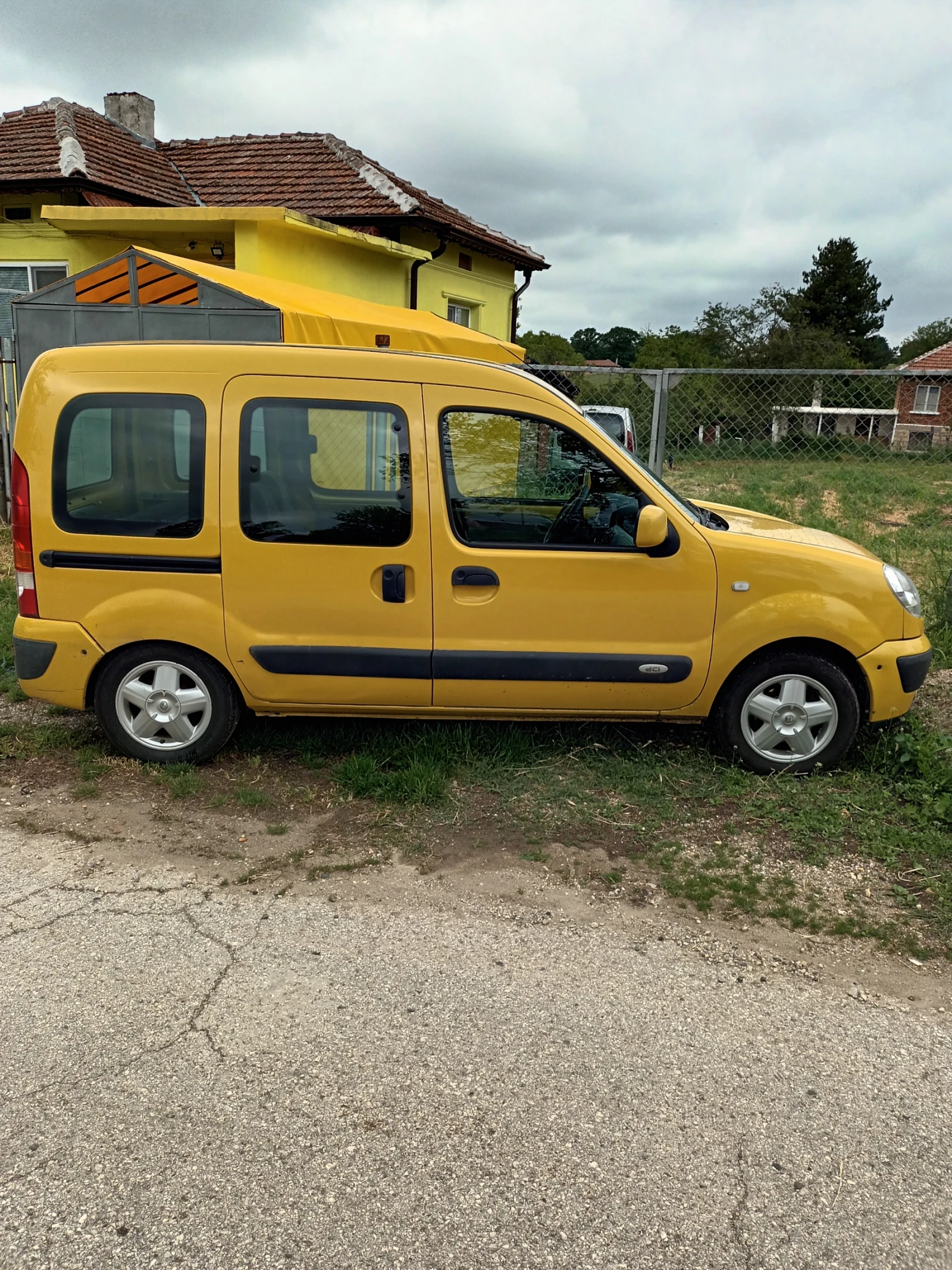 Renault Kangoo  - изображение 4