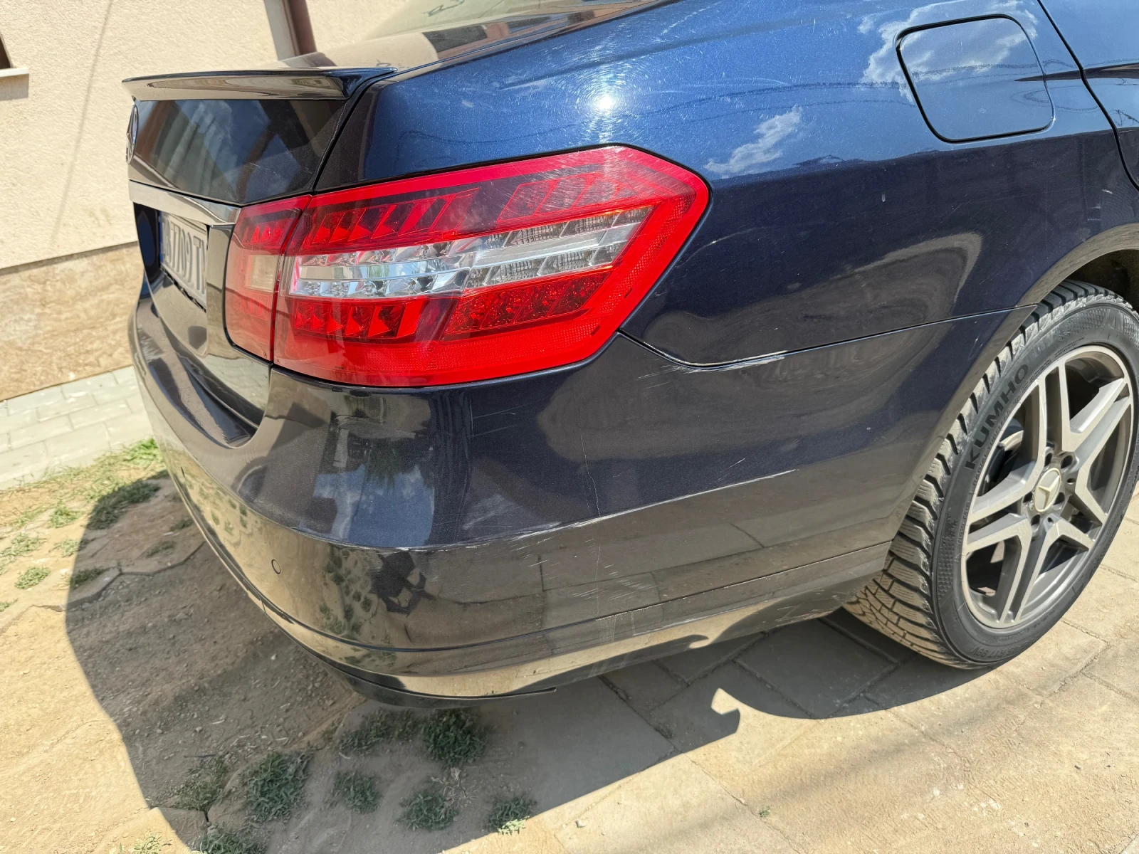 Mercedes-Benz E 220  - изображение 4