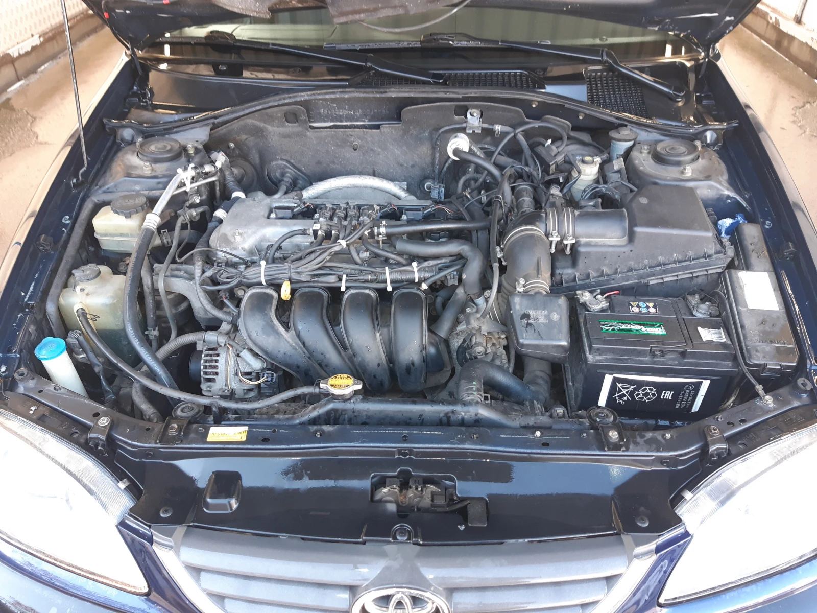 Toyota Avensis 1.8 - изображение 9
