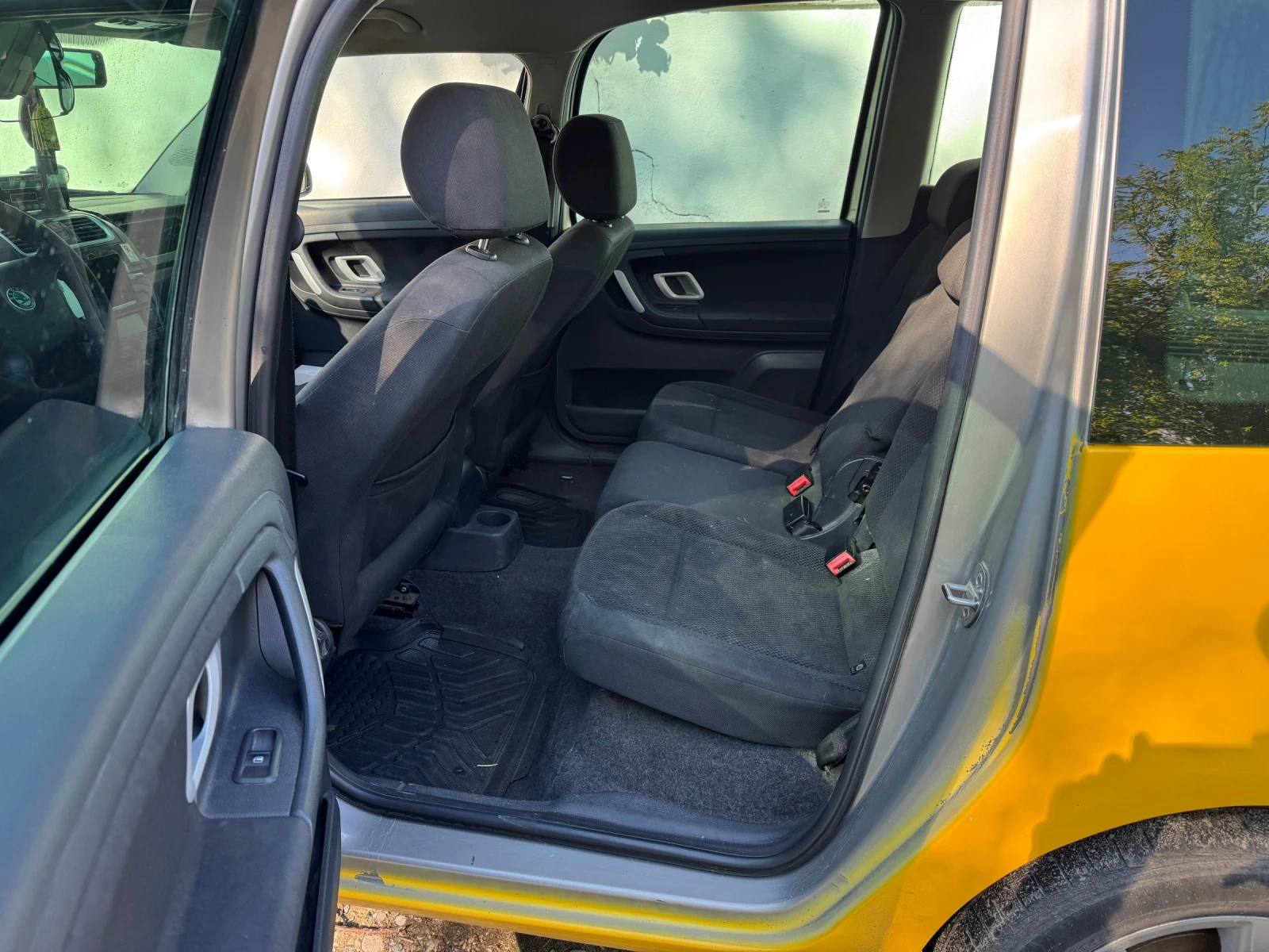 Skoda Roomster 1.4 86кс - изображение 8