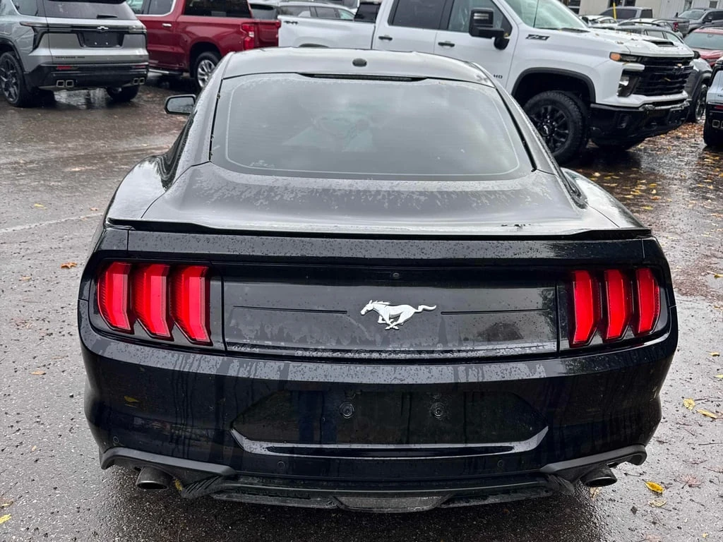 Ford Mustang * EcoBoost Premium * CARFAX * БЕЗ ПЪРВОНАЧАЛНА ВНО - изображение 4