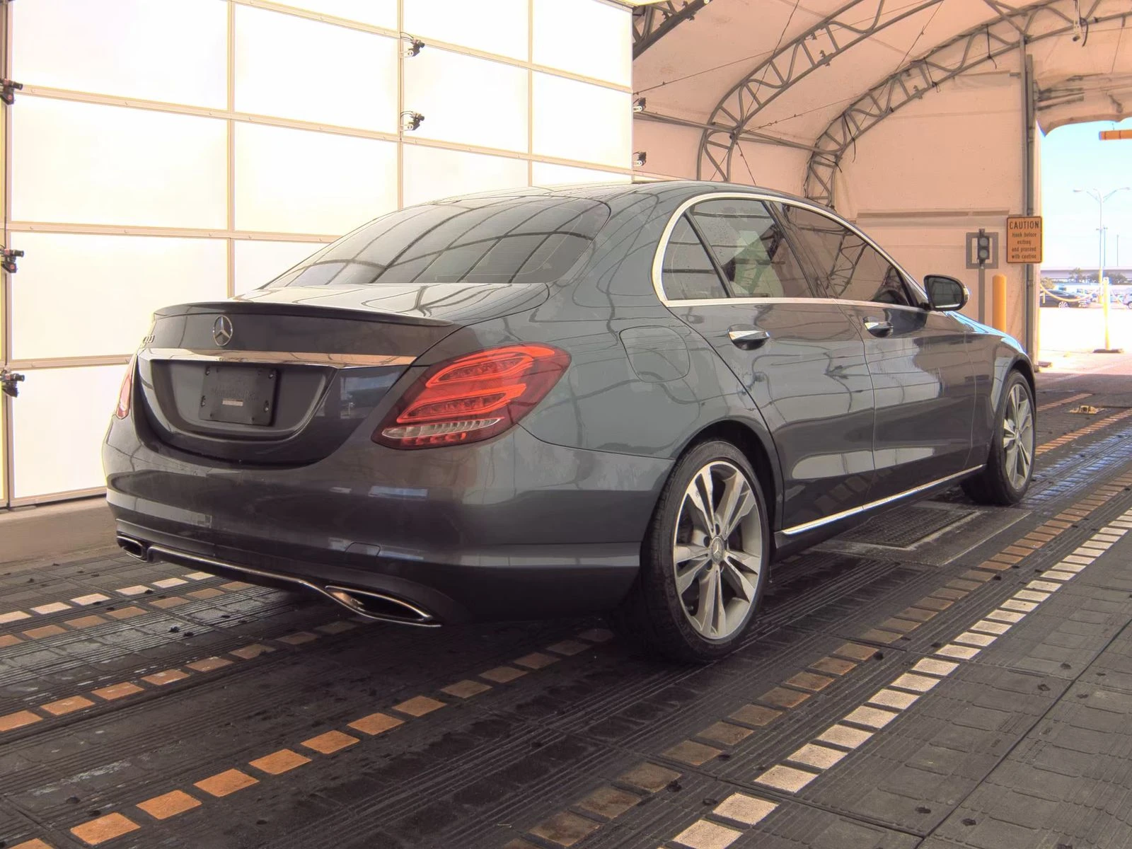 Mercedes-Benz C 300 burmester* multibeam led* Parking Assist - изображение 3